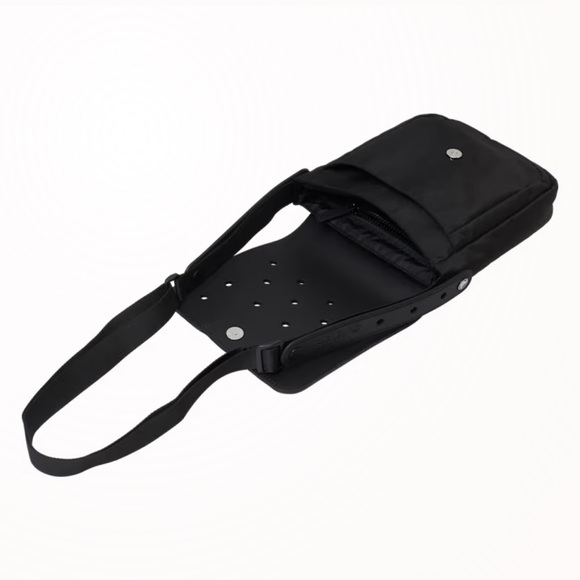 Crocs Classic Crossbody - Picture 4 of 6